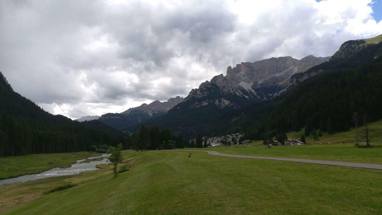 Casamau Studio Campitello di Fassa Esterno foto