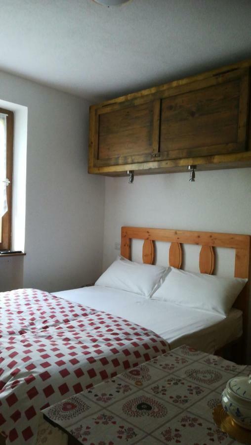 Casamau Studio Campitello di Fassa Esterno foto