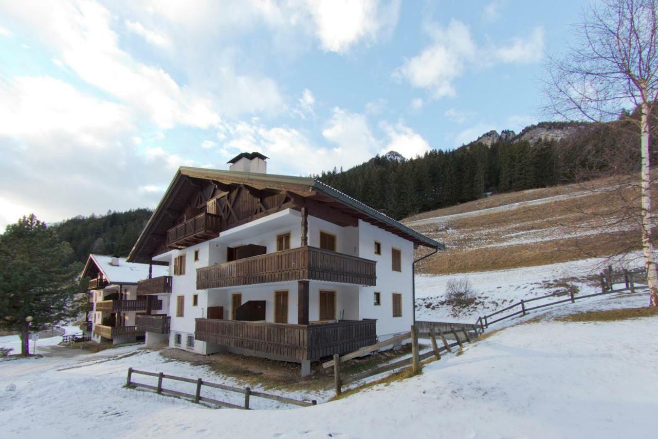 Casamau Studio Campitello di Fassa Esterno foto