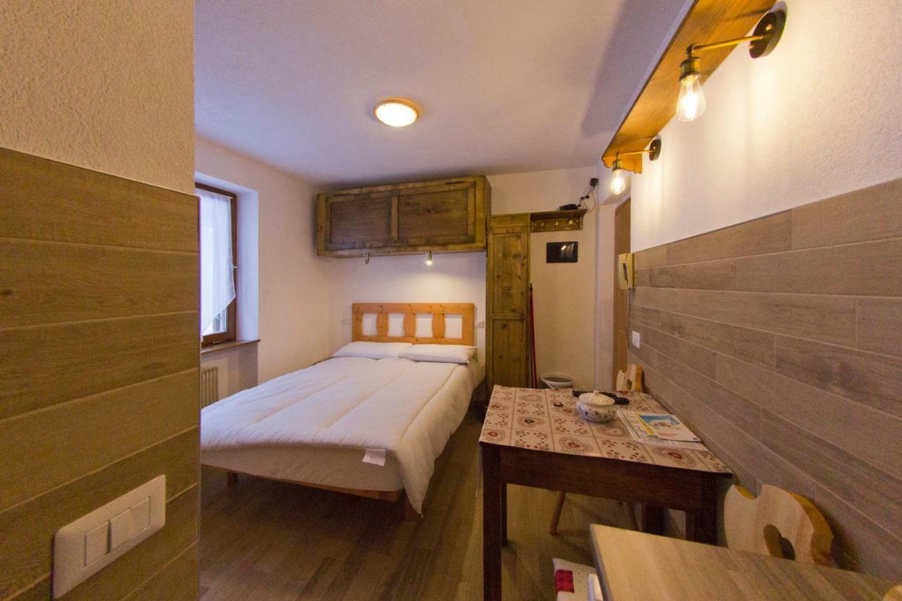 Casamau Studio Campitello di Fassa Esterno foto