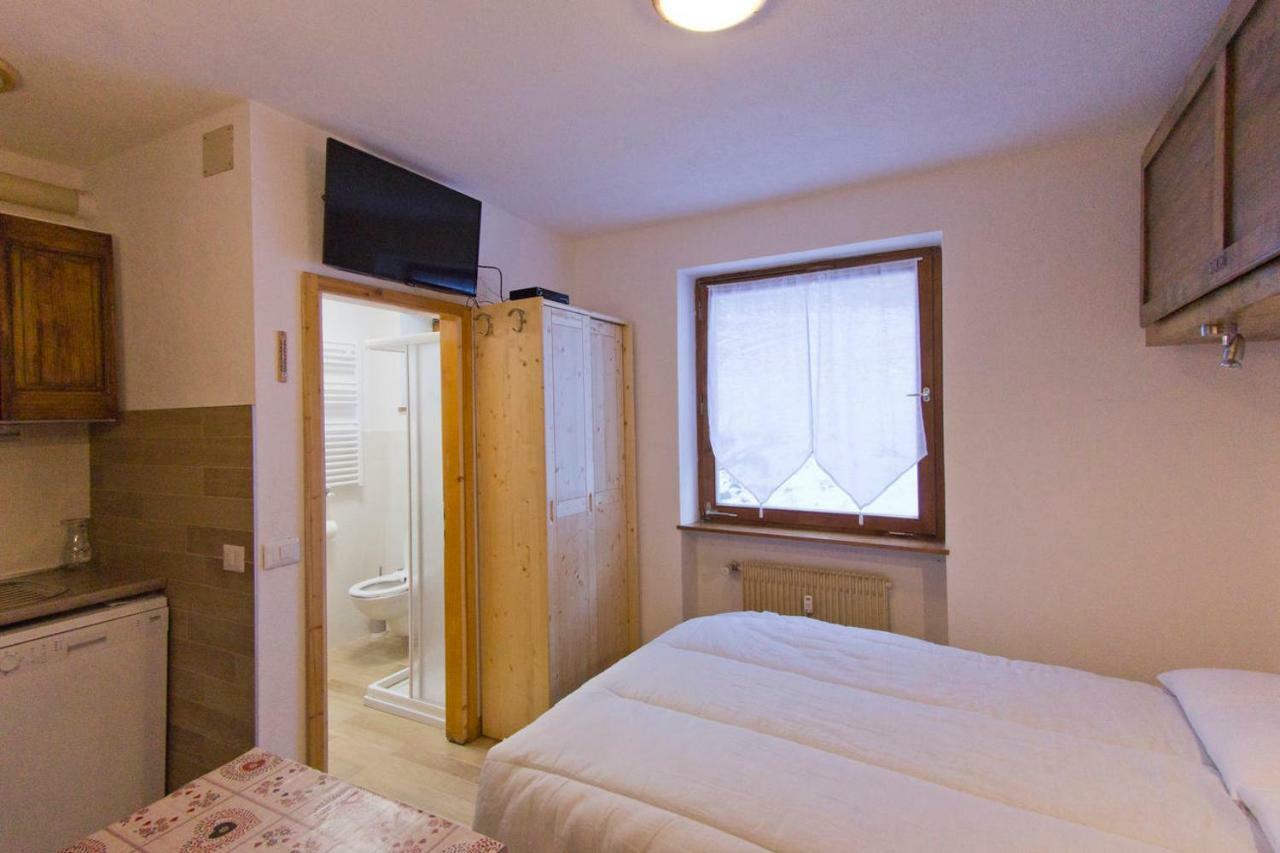 Casamau Studio Campitello di Fassa Esterno foto